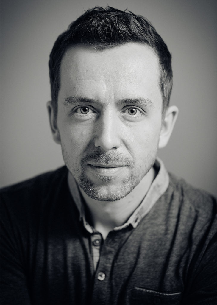 Autoportret kadr 1 - 1600PX Arkadiusz Kmera portret